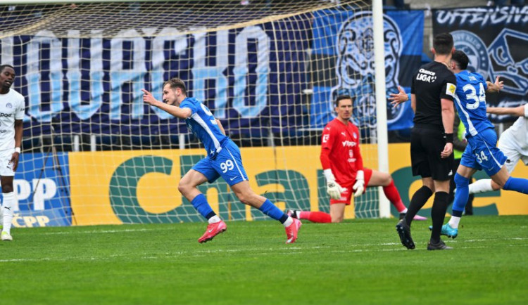 Slovan porazil Slovácko 4:0. O výhře rozhodl už v prvním poločase