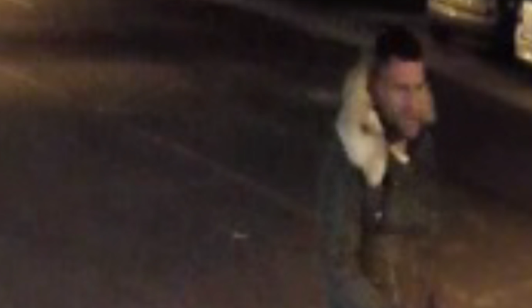 Chebská kriminálka pátrá po muži, který by mohl objasnit krádež šperků a diamantů za milion korun