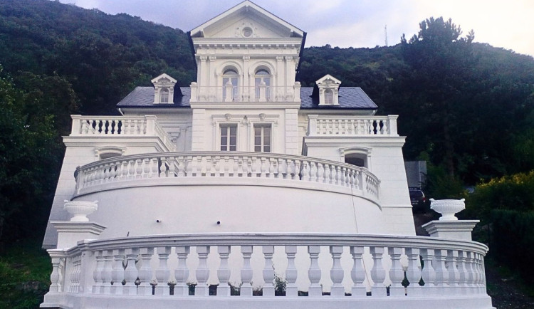 Balustráda: Definice a význam