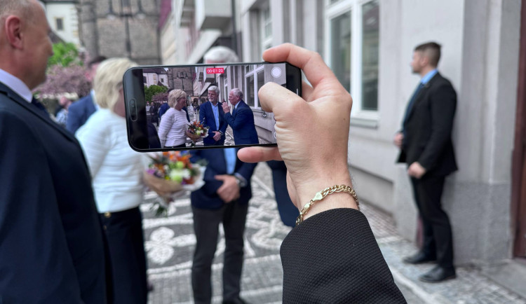 Dvoudenní prezidentská návštěva je u konce. Petr Pavel si pochvaloval procházku v Krkonoších