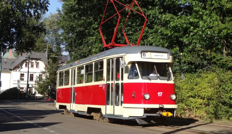 Před 65 lety začaly v Liberci jezdit tramvaje T2. Výročí přinese historické jízdy