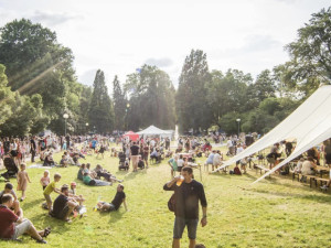 Lístky na Mezinárodní divadelní festival Regiony v Hradci jsou už v prodeji