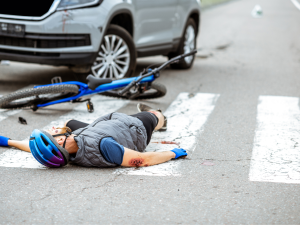 Začala cyklistická sezona. Největším rizikem jsou křižovatky ve městech