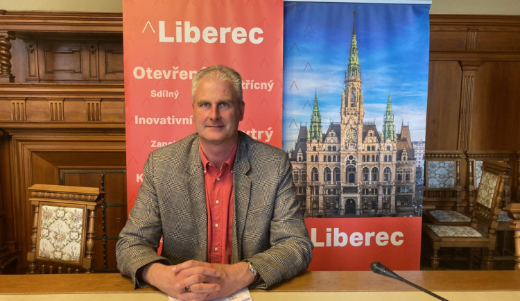 Náměstek Šolc neustál obvinění v korupční kauze. Zastupitelé jej z funkce odvolali