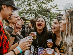 Trutnov dává stopku alkoholu. Rozšiřuje seznam míst, kde bude zakázaný