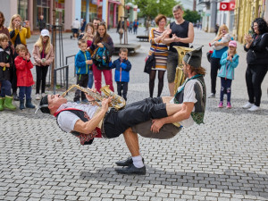 Trutnov ožije novým cirkusem a akrobacií, přijede domácí i světová špička