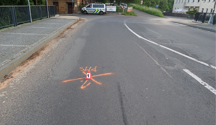 Na mostě u Penny ve Frýdlantu srazil řidič chodce a ujel. Policie hledá svědky