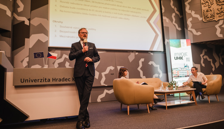 Volební kampaň v hradeckém kraji naplno dělá koalice Spolu. Ostatní se chystají