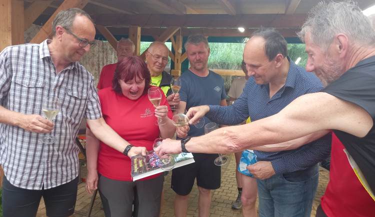 Sborník Běžce Vysočiny, který vyšel k padesátiletému výročí, byl dnes pokřtěný