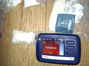 Síť dealerů rozpletena. Koks, extáze, anabolika a manažeři v hlavní roli