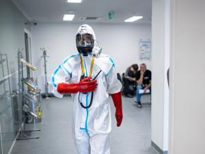 Po návratu z Afriky si ženy stěžovaly na zdravotní potíže, v Náchodě spustily poplach