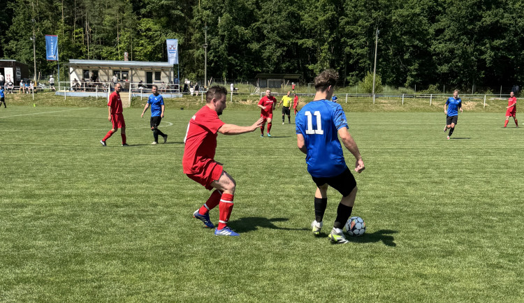 Sezona okresní fotbalových soutěží je u konce. Poslední kolo nabídlo řadu debaklů