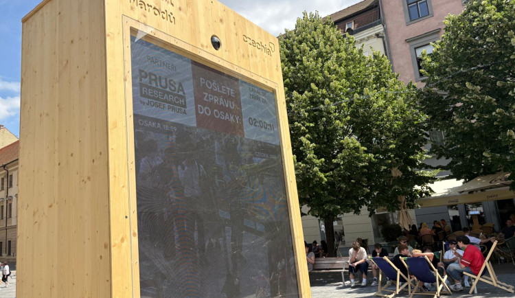 Na náměstí Svobody v Brně mohou lidé zamávat do japonské Ósaky