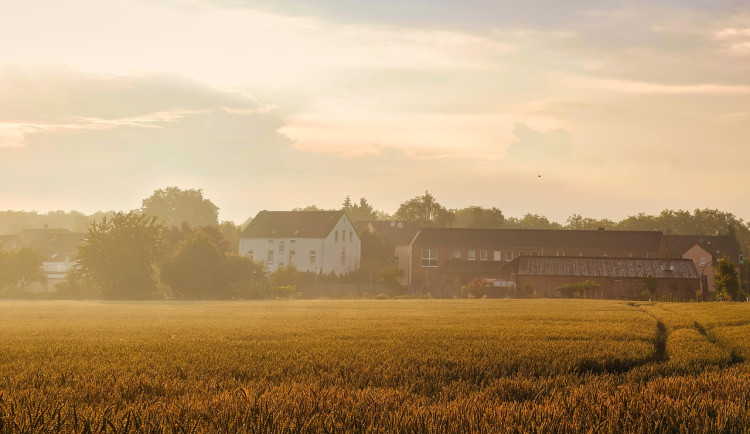 Obce v lokalitách pro úložiště jaderného odpadu dostaly 100 milionů