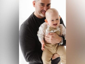 Při tragické srážce u Jičína zemřel otec dvouletého Tomáška. Přátelé mu uspořádali sbírku