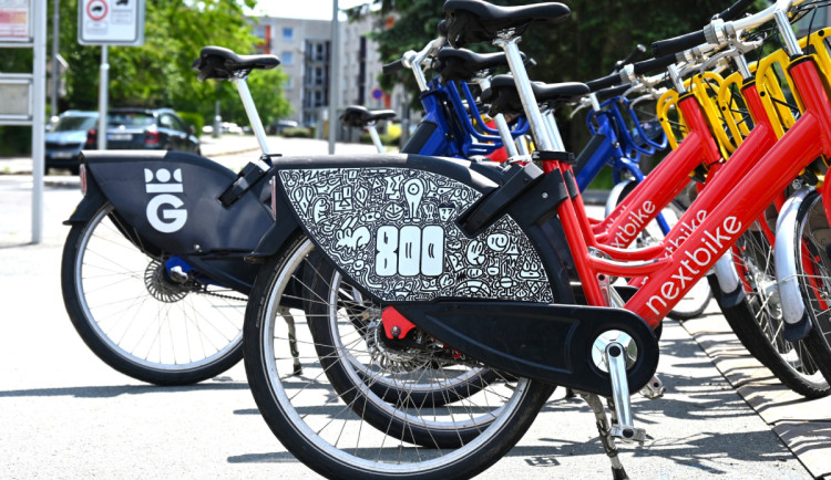 Hradecká kola v novém kabátě. Design vytvořil student UHK