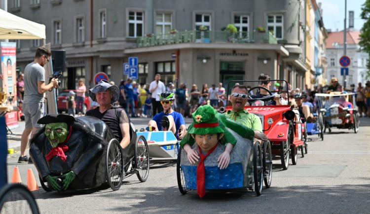 Hradec o víkendu ožije evropským šampionátem vozítek s pedály