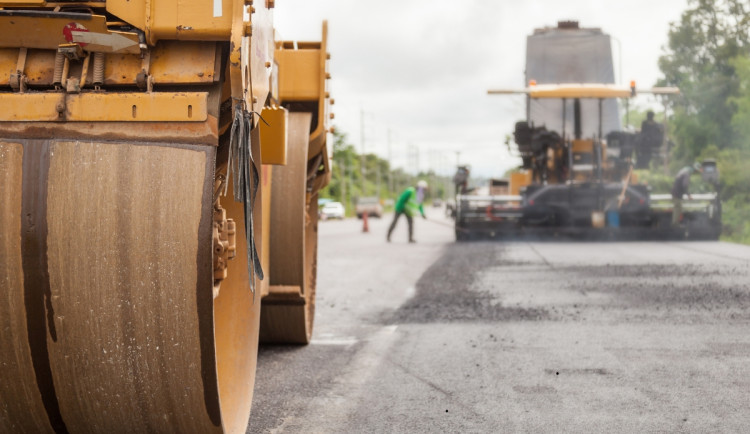 Nejlepší nabídku na D35 Úlibice - Hořice za 4,33 miliard daly Strabag a Firesta