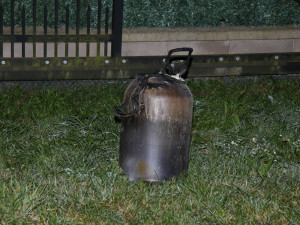 Při výrobě pervitinu podpálil garáž rodinného domu. Teď mu hrozí deset let