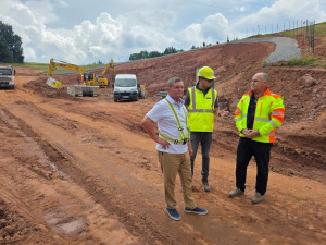 OBRAZEM: Stavba obchvatu Náchoda pokračuje rychlým tempem. Tunel začne vznikat na podzim