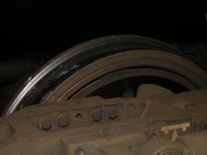 Vlak v Chotěvicích zastavily kameny na trati, pachateli hrozí až osm let