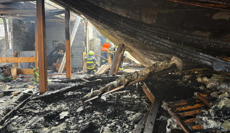 Příčina požáru restaurace Bílý Kámen? Nejspíš technická závada