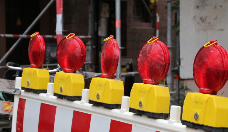 Dopravní omezení ve Dvoře Králové nad Labem: Co nás čeká v srpnu a září?