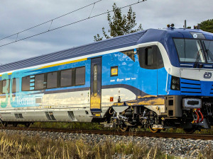 Na cestující čeká výluka na trati z Červeného Kostelce do Trutnova