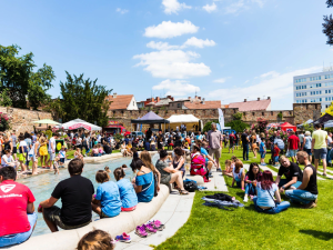 Jičínský Food Festival slaví jubileum: přijďte ochutnat světové chutě