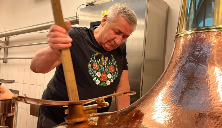 Zemřel oblíbený sládek, který pomohl oživit tradici vaření piva v chodské metropoli