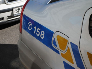 Opilý řidič s 3,5 promile boural v Hradci Králové, z místa nehody rychle zmizel