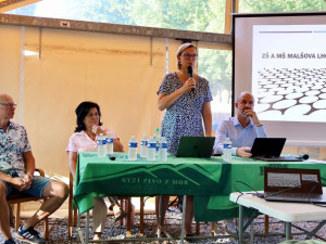 Děti se do školy v Malšově Lhotě v Hradci vrátí podle primátorky nejdříve v listopadu