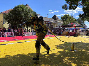 Hasiči z Královéhradeckého kraje zazářila na Mistrovství Evropy ve Firefitu