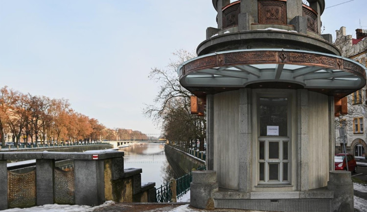 Rotunda u Pražského mostu v Hradci Králové čeká na nového nájemce