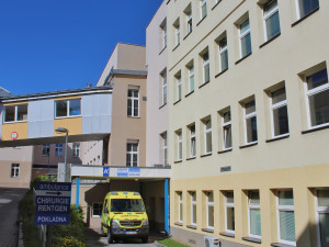 Trutnovská nemocnice zavádí biologickou léčbu a rozšiřuje onkologický stacionář