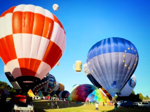 Víkend nabízí v Hradci Králové burčákobraní, Elišku, v sobotu i balónovou fiestu