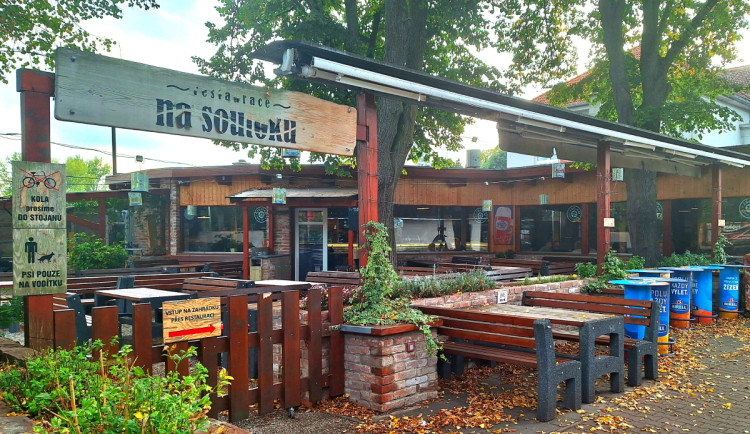 Restaurace Na Soutoku končí. Spor o otevírací dobu zastaví od nového roku provoz