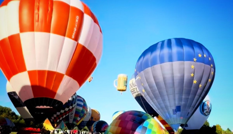 Víkend nabízí v Hradci Králové burčákobraní, Elišku i balónovou fiestu