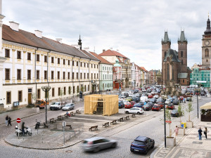 Hradec Králové pokračuje v proměně Velkého náměstí. Úpravy kolem historické studny