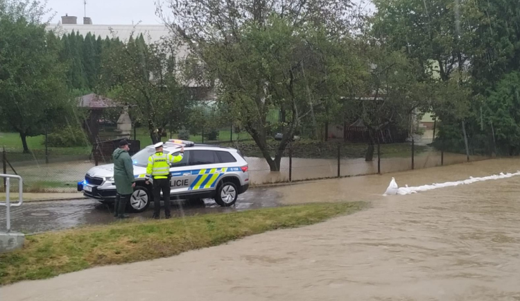 Neziskové organizace zatím rozdělily 673 milionů korun na pomoc po loňských povodních
