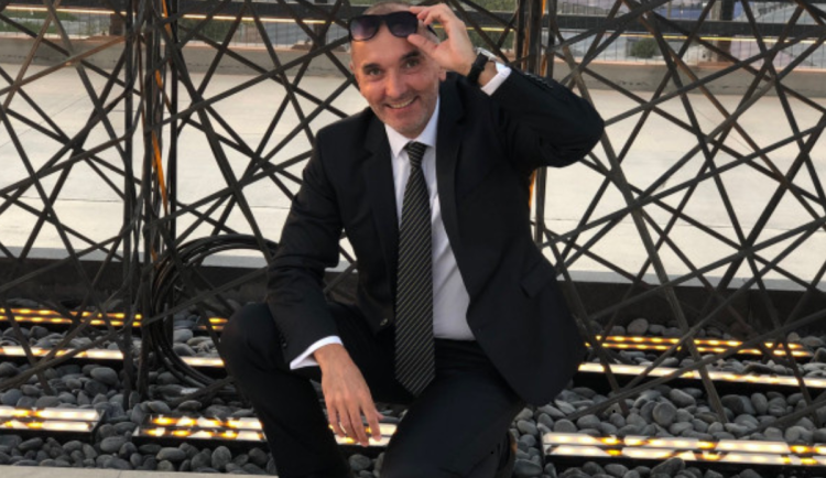 Proč dát hlas číslu 5, hnutí SMS? Odmítá menší zlo a chce sjednocovat společnost