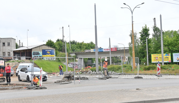 Kruhový objezd u Sila znovu přinese omezení. Letos bude už poslední, slibuje primátor