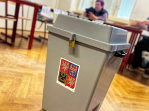 Průběžné výsledky voleb do PS 2025