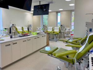 Hradecký kraj otevřel v Oblastní nemocnici Trutnov novou budovu laboratoří