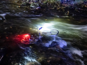 Peklo v Pekle. Cyklista spadl z výšky čtyř metrů na betonovou náplavku