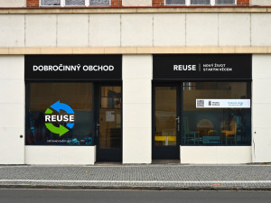Hradec Králové otevřel první re-use obchod zaměřený na textil