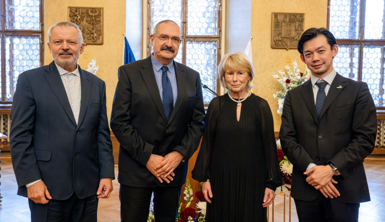 Čtyři významné osobnosti ocenilo město Plzeň u příležitosti oslav vzniku republiky