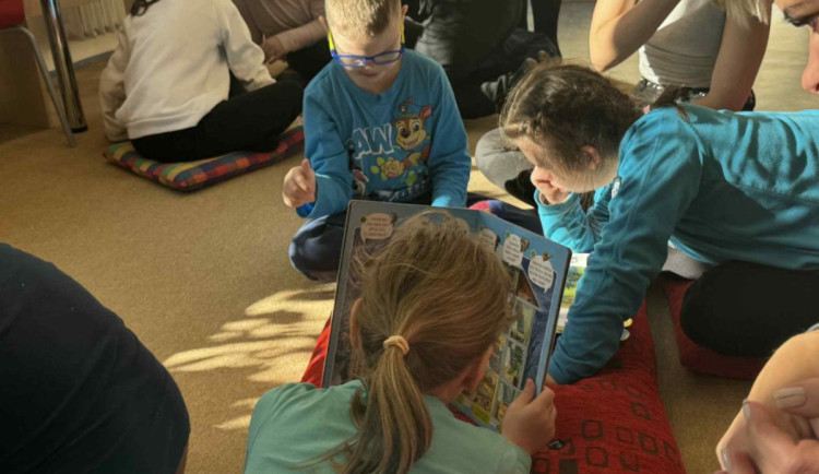 Děti s autismem se dočkají nové školky, na Lesné vznikne moderní přístavba