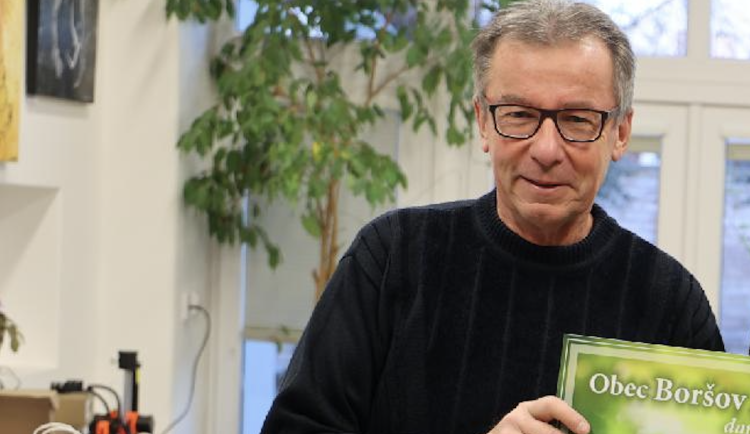 V Boršově nad Vltavou odvolali starostu Jana Zemana. Ve vedení obce skončil po patnácti letech