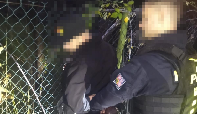 Vrchlabští policisté zadrželi muže kvůli sérii krádeží. Se zákonem si hrál dlouhodobě
